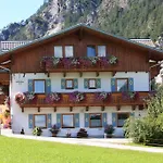 Apartment Komfort Windberger, 5m To Slope, 200m To Cable Car, Dachsteincard Inklusive