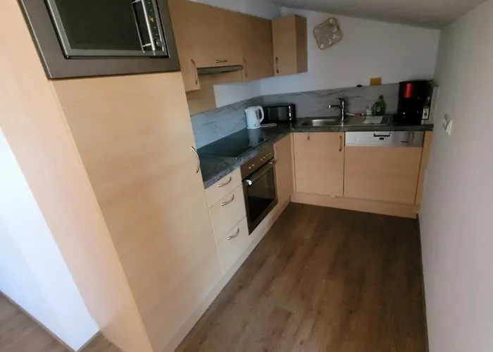 Apartamento Komfort Appartement Windberger, 5M To Ski Slope, 200M To Cable Car, Schladming Dachsteincard Inklusive Schladming