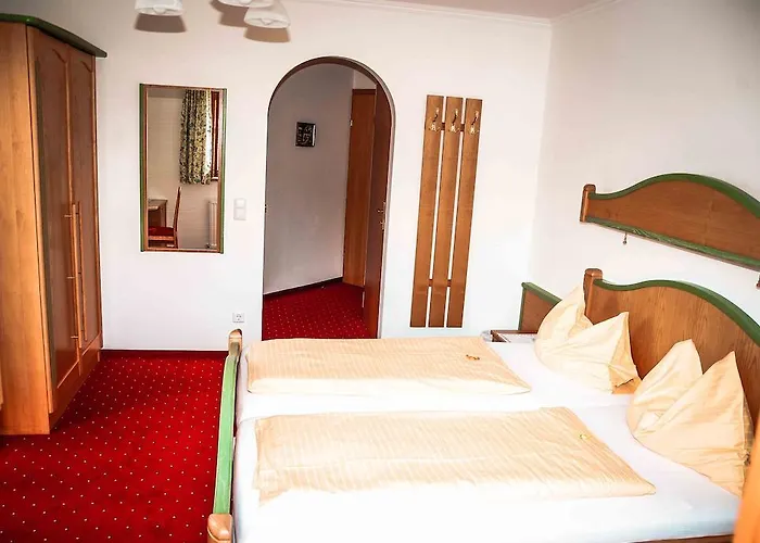 Apartment Komfort Appartement Windberger, 5M To Ski Slope, 200M To Cable Car, Schladming Dachsteincard Inklusive Schladming