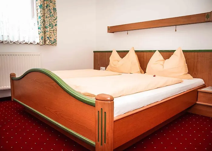 Komfort Appartement Windberger, 5M To Ski Slope, 200M To Cable Car, Schladming Dachsteincard Inklusive