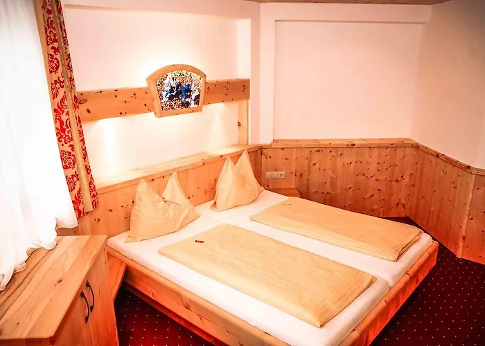 Apartamento Komfort Appartement Windberger, 5M To Ski Slope, 200M To Cable Car, Schladming Dachsteincard Inklusive